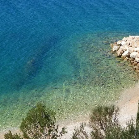 Seafront Nemira Omiš