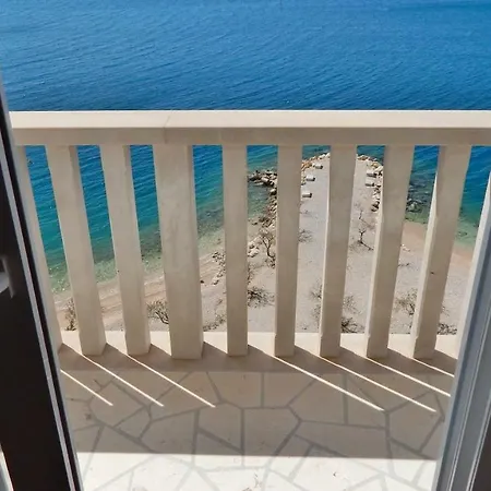 Seafront Nemira Appartement